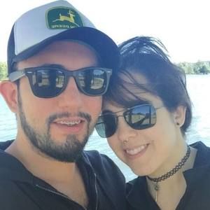 Meet your Posher, Kendra